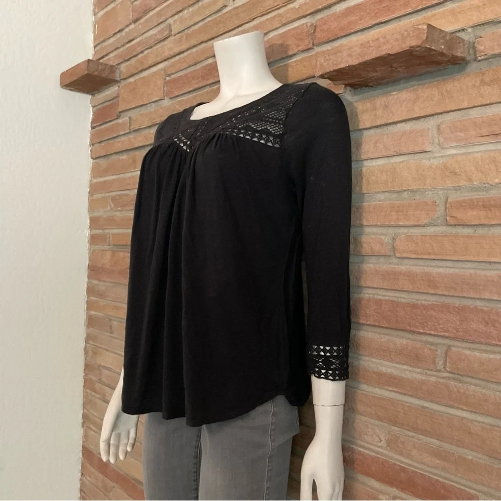 Lucky Brand Crochet Accent 3/4 Sleeve Boho Top Black Medium - Picture 3 of 7
